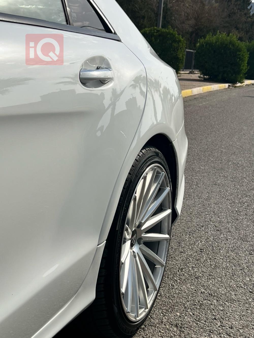 مرسيدس بنز CLS